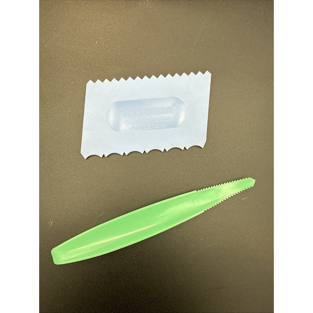 Tupperware Lettuce Corer Grapefruit Knife And Cake Decorator